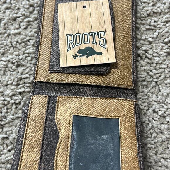 Black Leather Wallet for Men Bovi's Brand selling on root store NWOT - Picture 1 of 12